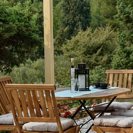 Robinzonska Kuca Mare Holiday home