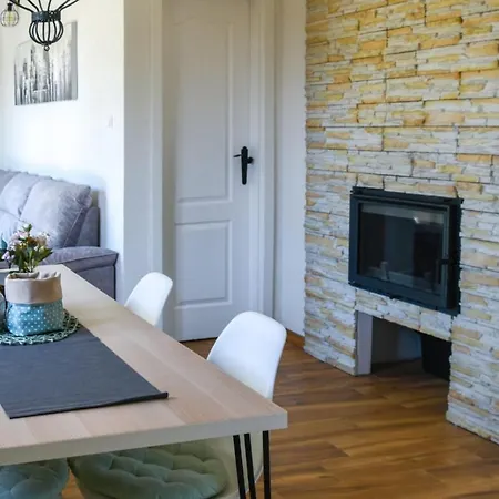 Robinzonska Kuca Mare Holiday home Murter