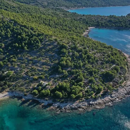 Robinzonska Kuca Mare